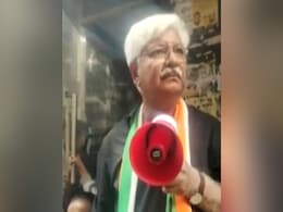 Ex-Congress MLA Arrested For Allegedly Misbehaving Delhi Police Ex-Congress MLA Arrested For Allegedly Misbehaving Delhi Police