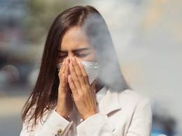 Air Pollution: पॉल्यूशन से बचने के लिए डाइट में शामिल करें ये एक चीज, ठंड से भी मिलेगी राहत Air Pollution: पॉल्यूशन से बचने के लिए डाइट में शामिल करें ये एक चीज, ठंड से भी मिलेगी राहत