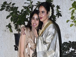 Janhvi Kapoor  की फिल्म 'मिली' की स्क्रीनिंग पर पहुंचे कई बड़े स्टार्स, रेखा पर ठहर गई फैंस की निगाहें, बोले- सदाबहार खूबसूरती  Janhvi Kapoor  की फिल्म 'मिली' की स्क्रीनिंग पर पहुंचे कई बड़े स्टार्स, रेखा पर ठहर गई फैंस की निगाहें, बोले- सदाबहार खूबसूरती