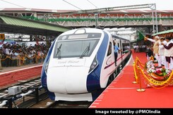 PM Modi Flags Off Vande Bharat Train In Bengaluru, First In South PM Modi Flags Off Vande Bharat Train In Bengaluru, First In South