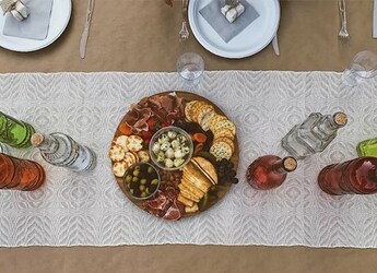 Easy Party Snacks: 5 Veg Starters You Can Prepare Under 10 Mins Easy Party Snacks: 5 Veg Starters You Can Prepare Under 10 Mins