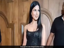 VIDEO: कैटरीना कैफ की डुप्लीकेट को देख सकते में आए फैंस, नहीं कर पा रहे यकीन, बोले- सल्लू भाई इधर देखो VIDEO: कैटरीना कैफ की डुप्लीकेट को देख सकते में आए फैंस, नहीं कर पा रहे यकीन, बोले- सल्लू भाई इधर देखो