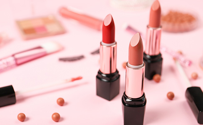 7 Trendy Lipsticks Under Rs 500 That Are A Must For Every Beauty Arsenal