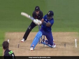 'एकदम से जज़्बात बदल दिए..', Suryakumar Yadav के छक्के ने लूटी महफिल, यकीन करना हो रहा मुश्किल- Video 'एकदम से जज़्बात बदल दिए..', Suryakumar Yadav के छक्के ने लूटी महफिल, यकीन करना हो रहा मुश्किल- Video