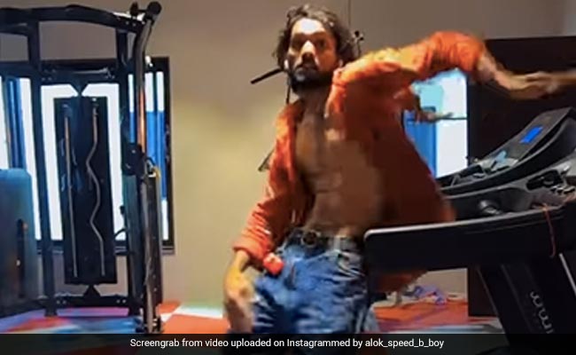 Influencer Dances To '<i>Hai Rama</i>' On A Treadmill, Internet Is Not Happy