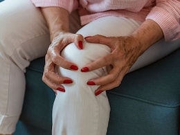 7 Exercises You Can Do At Home To Relieve Joint Pain During Winter