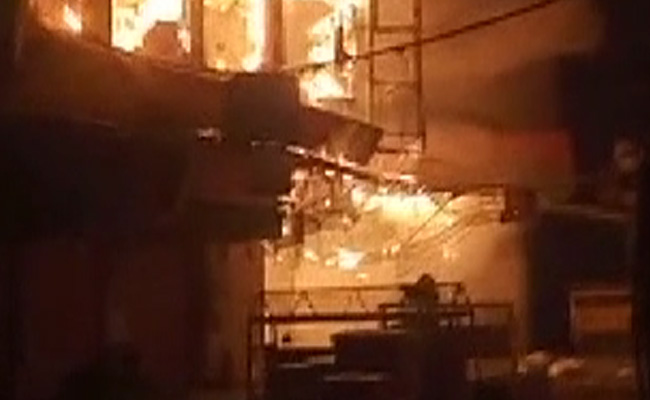 50 Shops Burnt In Delhi Market Fire, Over 150 Firefighters Brought In
