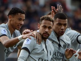 PSG Edge Out Lorient To Remain Top In League 1