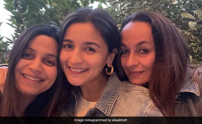 Alia Bhatt's Appreciation Post For "Wonderfully Weird" Soni Razdan And Shaheen