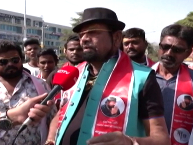 “Modi Used To Roam With Me On Scooter In Early Days”: Gujarat BJP Rebel Candidate