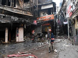 Fire In Delhi's Electronics Mega Market Still Not Under Control, 24 Hours And Counting Fire In Delhi's Electronics Mega Market Still Not Under Control, 24 Hours And Counting