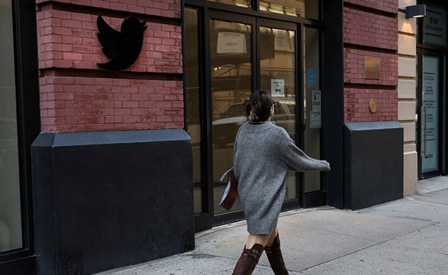Day After 1,200 Twitter Employees Resign, Elon Musk's SOS To Engineers