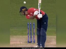 Watch: Clean Bowled! Shaheen Afridi's Unplayable Delivery Bamboozles Alex Hales In T20 World Cup Final Watch: Clean Bowled! Shaheen Afridi's Unplayable Delivery Bamboozles Alex Hales In T20 World Cup Final