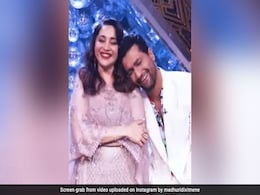 A <i>Jhalak</i> Of Madhuri Dixit And Vicky Kaushal Dancing To A Kishore Kumar Classic A <i>Jhalak</i> Of Madhuri Dixit And Vicky Kaushal Dancing To A Kishore Kumar Classic