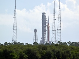 NASA's Moon Rocket, Tested By Hurricane-Force Winds, Suffers Minor Damage NASA's Moon Rocket, Tested By Hurricane-Force Winds, Suffers Minor Damage