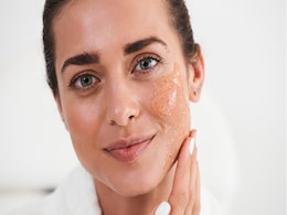 Skin Care Tips: गर्मी से फेस हो गया डल और ड्राई, टैमटो स्क्रब से करें डीप क्लीनिंग, चमक उठेगा चेहरा Skin Care Tips: गर्मी से फेस हो गया डल और ड्राई, टैमटो स्क्रब से करें डीप क्लीनिंग, चमक उठेगा चेहरा