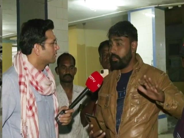 Video: Man's Wait For Missing Couple At Hospital Sprucing Up For PM