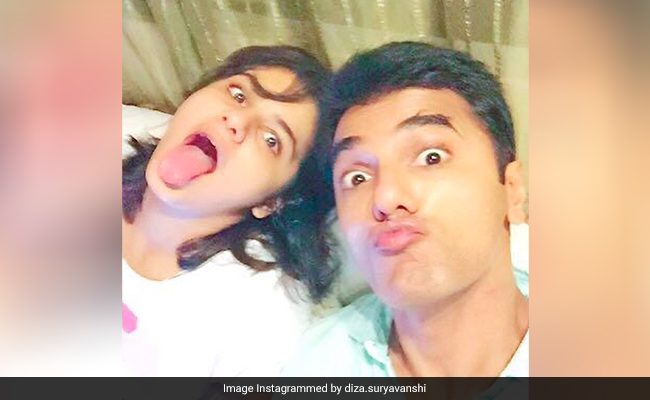 Late Actor Siddhaanth Vir Surryavanshi's Daughter Diza Posts Tribute. It's OK To Cry