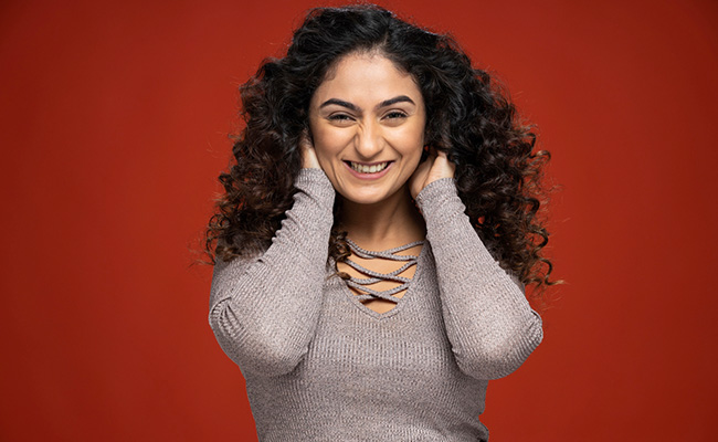 Care For Your Curly Hair On A Budget With These 7 Curly Hair Care Essentials In Rs 1,000