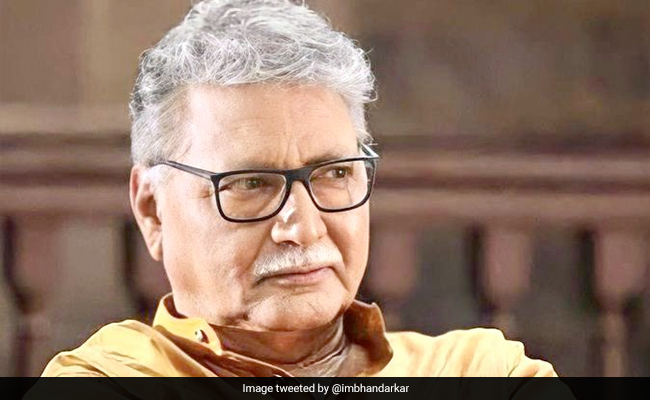 Vikram Gokhale's Daughter Rejects Actor's Death Rumours: "Still Critical, On Life Support"