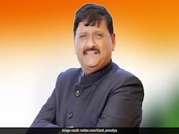 मोरबी हादसे के दौरान नदी में कूदकर 'मसीहा' बने पूर्व MLA को BJP ने दिया टिकट मोरबी हादसे के दौरान नदी में कूदकर 'मसीहा' बने पूर्व MLA को BJP ने दिया टिकट