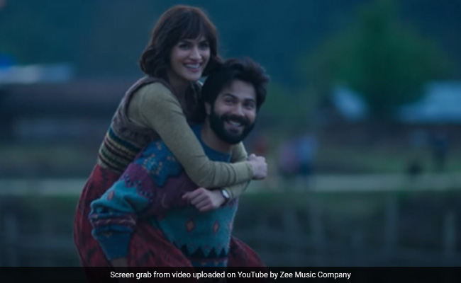 <i>Bhediya</i>: How Kriti Sanon And Varun Dhawan's Real Life Bond Created Problem For The Director