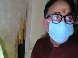 बेसिक सुविधाएं तक नहीं दिखीं अस्पताल में, डॉक्टर बोले, "फंड नहीं", केंद्रीय मंत्री ने कहा - "जनता से मांगो..." बेसिक सुविधाएं तक नहीं दिखीं अस्पताल में, डॉक्टर बोले, "फंड नहीं", केंद्रीय मंत्री ने कहा - "जनता से मांगो..."