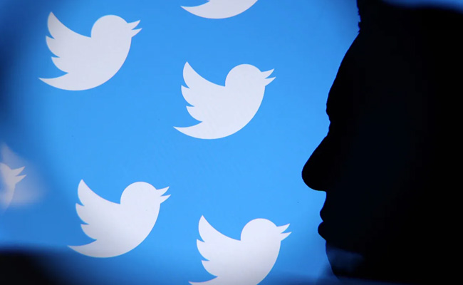 Meme Fest On Twitter As Bollywood Celebs Lose Legacy Blue Ticks