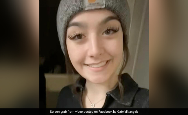 Paramedic Who Fought To Save "Unrecognisable" Crash Victim Later Learned It Was Her Own Daughter