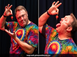 Man Eats 10 World's Hottest Peppers In 33 Seconds To Break Guinness Record Man Eats 10 World's Hottest Peppers In 33 Seconds To Break Guinness Record