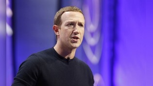 मार्क जुकरबर्ग की बढ़ी टेंशन, Meta की मार्केट वैल्यू में $310 बिलियन की भारी गिरावट, AI पर पानी की तरह पैसा बहाना पड़ा भारी