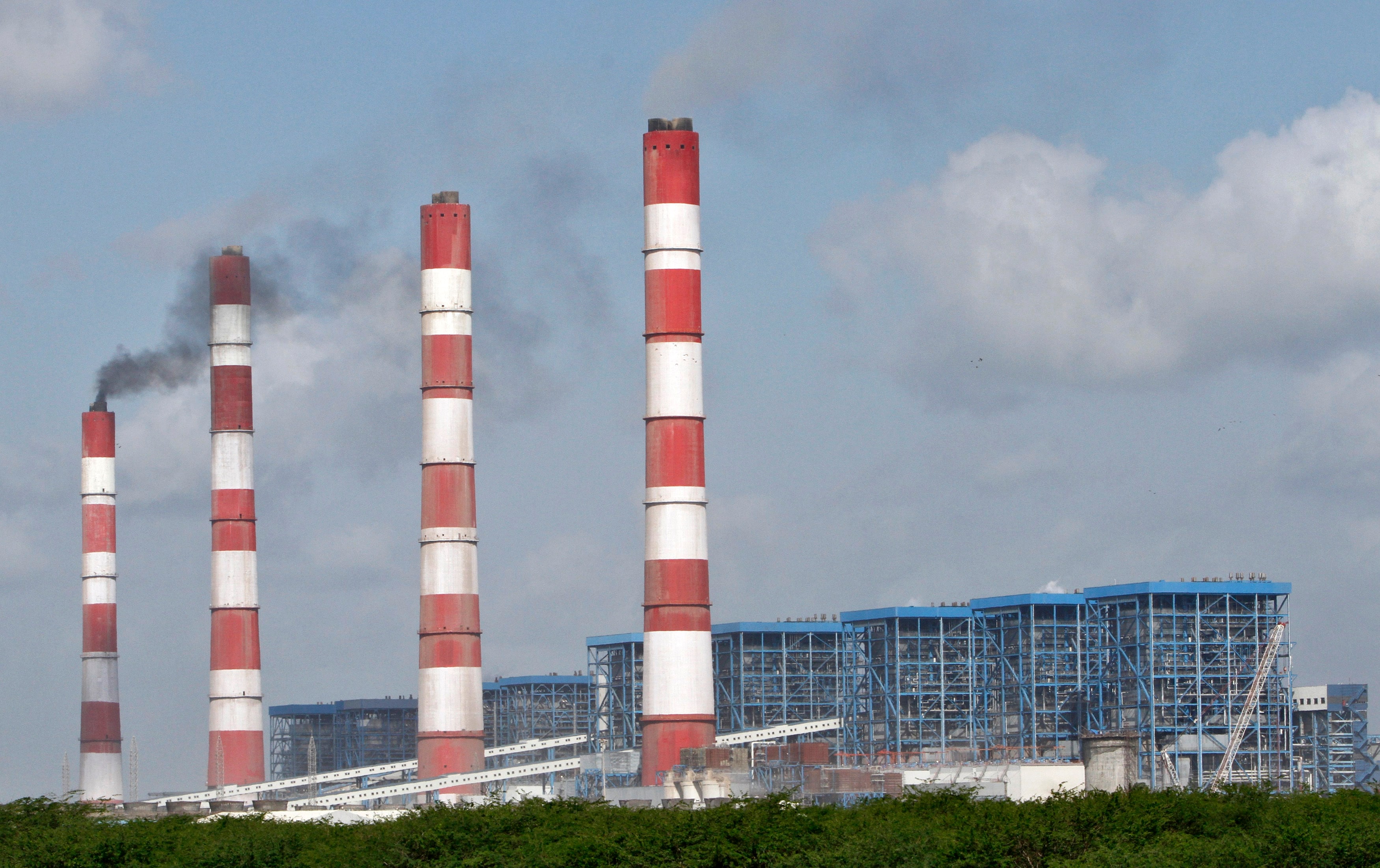 Adani Power Reports Rs 696 Crore Profit In Q2 On Higher One-Time Income Adani Power Reports Rs 696 Crore Profit In Q2 On Higher One-Time Income