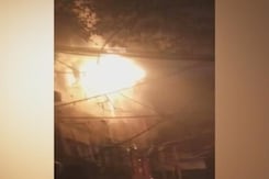 50 Shops Burnt In Delhi Market Fire, Over 150 Firefighters Brought In 50 Shops Burnt In Delhi Market Fire, Over 150 Firefighters Brought In
