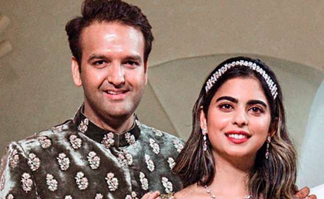 Isha Ambani-Anand Piramal Now Parents To Twins