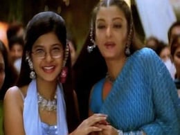 ऐश्वर्या राय के साथ खड़ी बच्ची बड़ी होकर दिखती है बेहद खूबसूरत और ग्लैमरस, वेब शो और टीवी शो में मचा रही है धूम  ऐश्वर्या राय के साथ खड़ी बच्ची बड़ी होकर दिखती है बेहद खूबसूरत और ग्लैमरस, वेब शो और टीवी शो में मचा रही है धूम