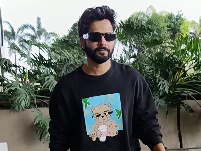 Varun Dhawan's Airport Diaries