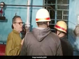 एनआईए ने पोस्टर लगा कर चार आतंकियों के बारे में जानकारी मांगी एनआईए ने पोस्टर लगा कर चार आतंकियों के बारे में जानकारी मांगी