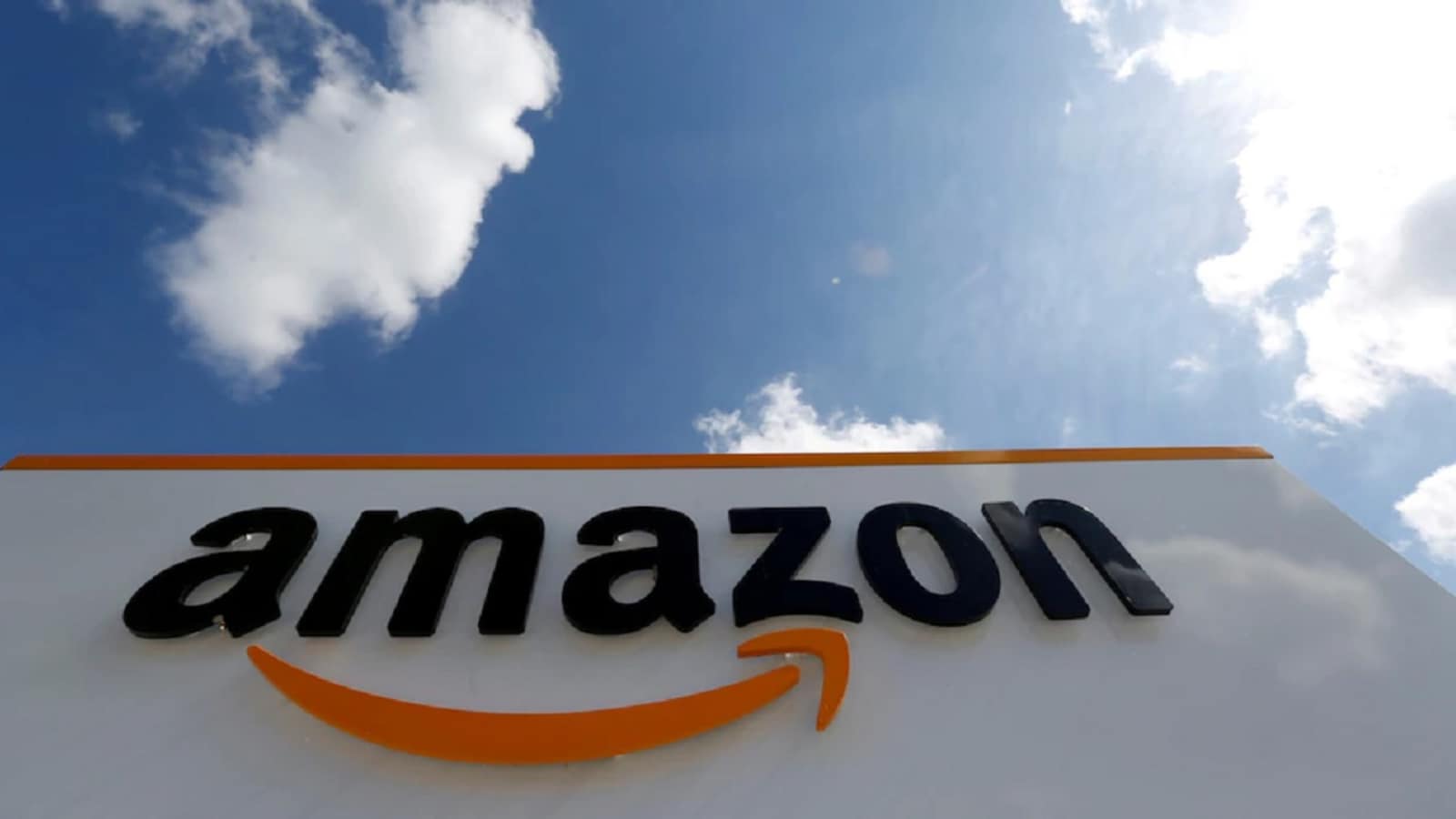 Amazon Employee Accuses Senior Executive Of Rape, Says Company Told Her To Stay Silent