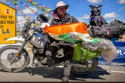 Watch: Man's Trip To Ladakh With His Dog Is Winning Hearts Online Watch: Man's Trip To Ladakh With His Dog Is Winning Hearts Online