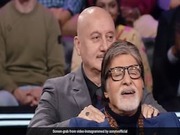 KBC 14: शो के बीच में अनुपम खेर ने दी अमिताभ बच्चन को मसाज, राहत मिलने पर बिग बी ने दिया ऐसा रिएक्शन KBC 14: शो के बीच में अनुपम खेर ने दी अमिताभ बच्चन को मसाज, राहत मिलने पर बिग बी ने दिया ऐसा रिएक्शन