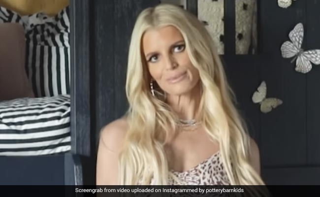 Jessica Simpson Sparks Concern In New Advertisement, Fans Think She Appears "Frail And Gaunt"
