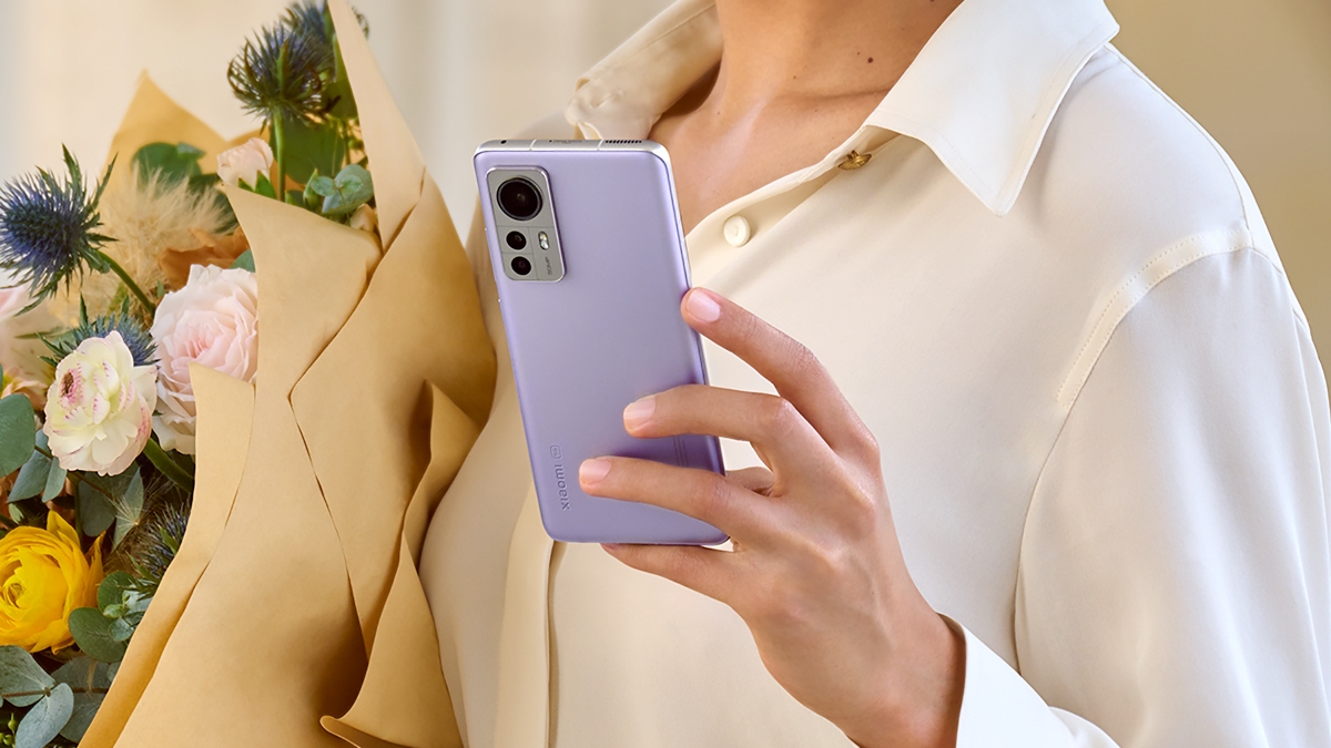 Xiaomi 13 Leaked Renders Tip Colourways, Triple Rear Cameras: Details
