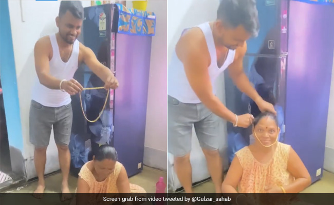 Heartwarming Video Of Man Surprising Mother With Gold Chain Goes Viral