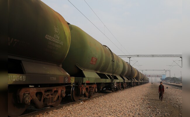 India's Iraqi Oil Imports Plunge To 20 Month-Low: Report India's Iraqi Oil Imports Plunge To 20 Month-Low: Report