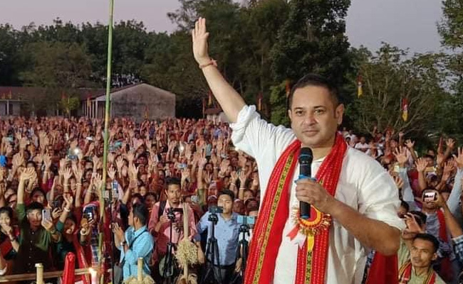1,200 Non-Tribals Join Tripura's Tribal Party Led By Royal Scion