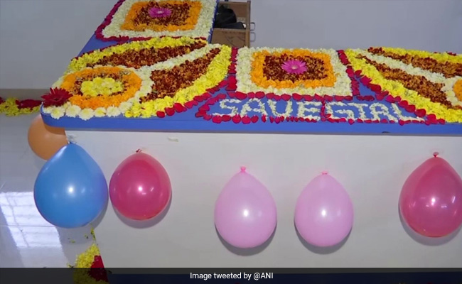 Pune Doctor Doesn't Charge Money If A Girl Is Born, Has Delivered 2,400 Babies So Far