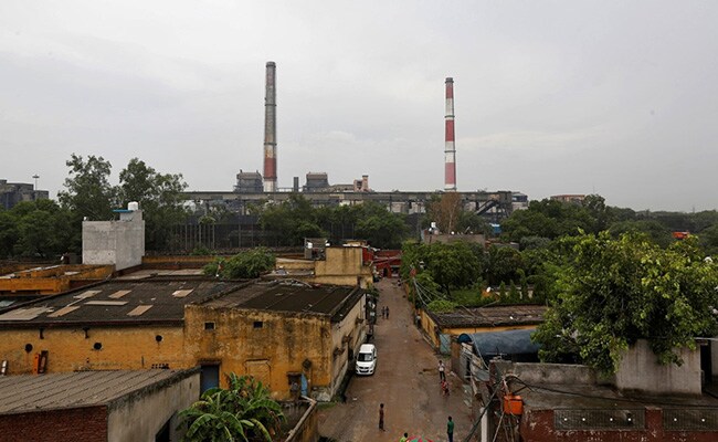 Distribution Firms' Dues Down By Rs 24,680 Crore In Last 6 Months: Ministry Distribution Firms' Dues Down By Rs 24,680 Crore In Last 6 Months: Ministry