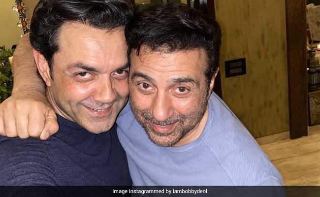 When Sunny Deol Directed And Acted With Brother Bobby For The First Time In <i>Dillagi</i>