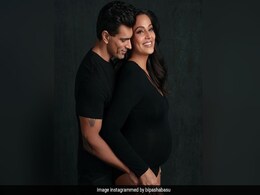 बिपाशा बसु ने सोशल मीडिया पर शेयर की बेटी की पहली तस्वीर, लिखा प्यारभरा पोस्ट बिपाशा बसु ने सोशल मीडिया पर शेयर की बेटी की पहली तस्वीर, लिखा प्यारभरा पोस्ट