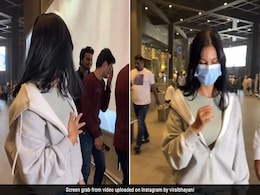 VIDEO: सुहाना खान के साथ एयरपोर्ट पर लड़कों ने कर दी ऐसी हरकत देख भड़क गए लोग, बोले- शर्मनाक ! VIDEO: सुहाना खान के साथ एयरपोर्ट पर लड़कों ने कर दी ऐसी हरकत देख भड़क गए लोग, बोले- शर्मनाक !